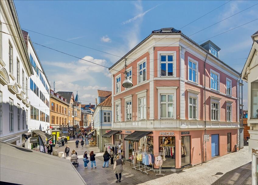 Bispensgade 11 / C.W. Obels Plads 6