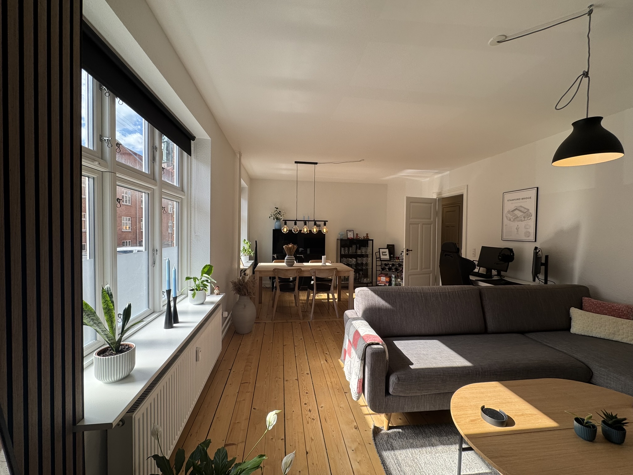 Lys og moderne 2’er i Øgadekvarteret