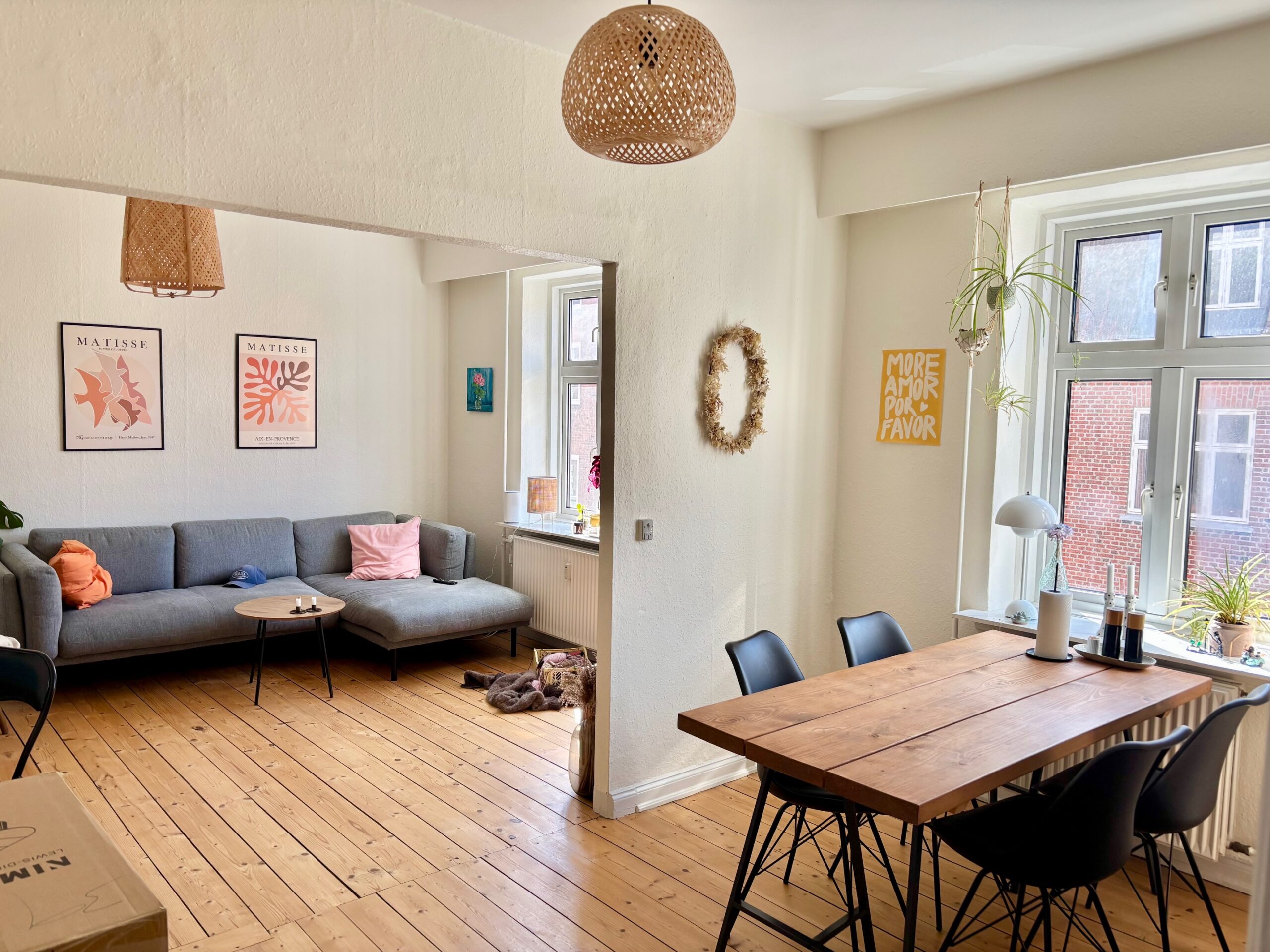 Charmerende lejlighed i Vestbyen – mulighed for leje af p-plads eller garage