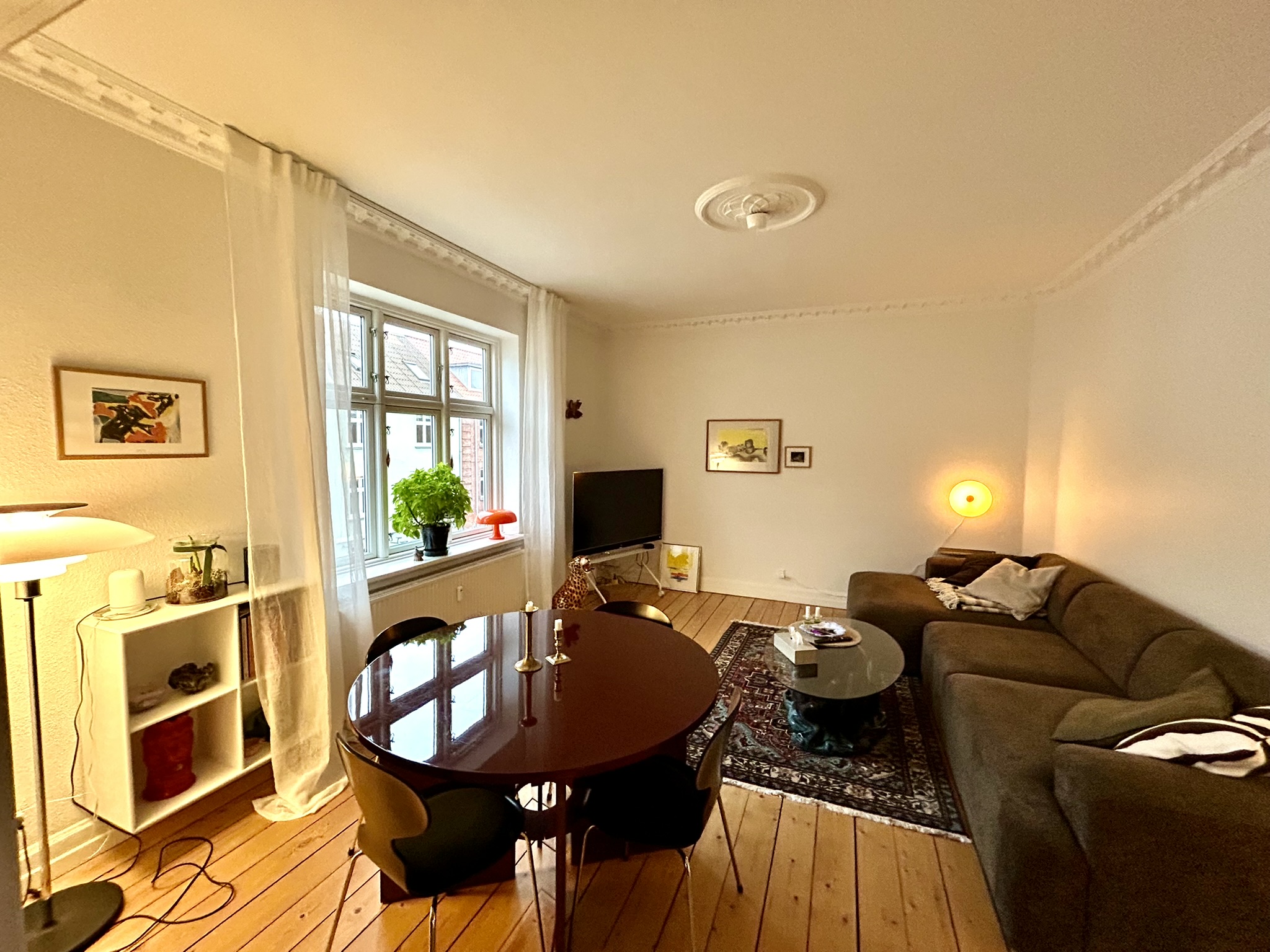 Rummelig og superflot 3 værelses lejlighed på attraktiv beliggenhed i Aalborg